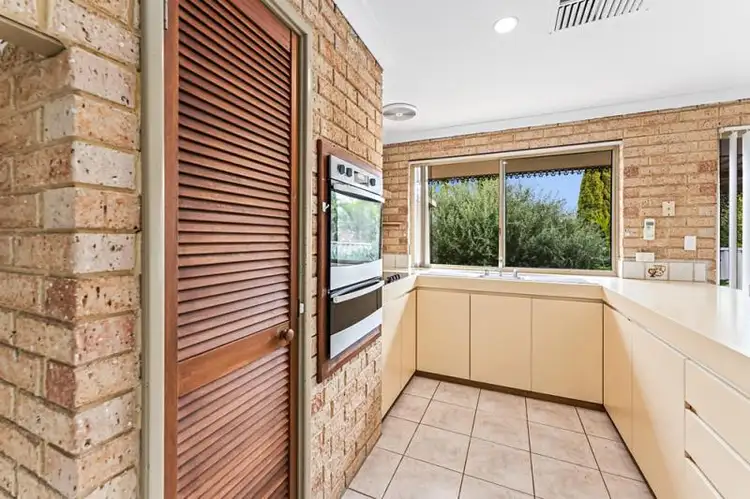 17B Begonia Street, Duncraig WA 6023