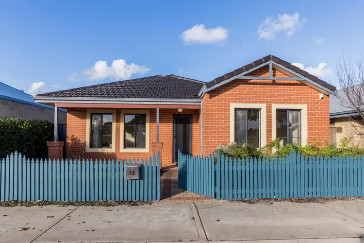 13 Haven Way, Atwell WA 6164