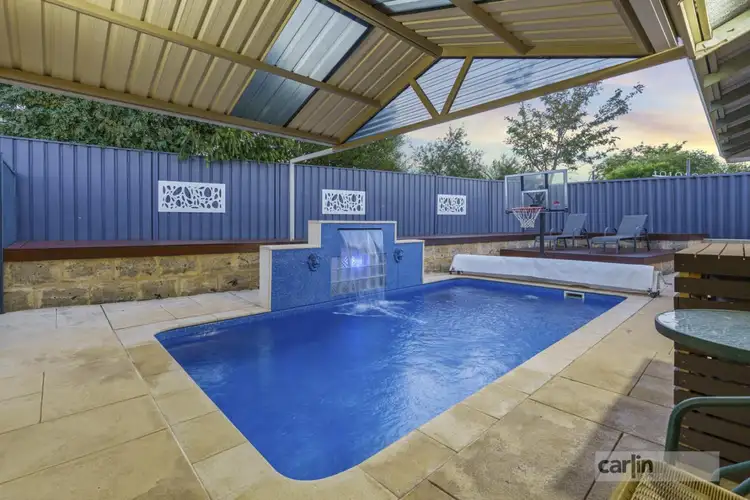 10 Sorell Way, Atwell WA 6164