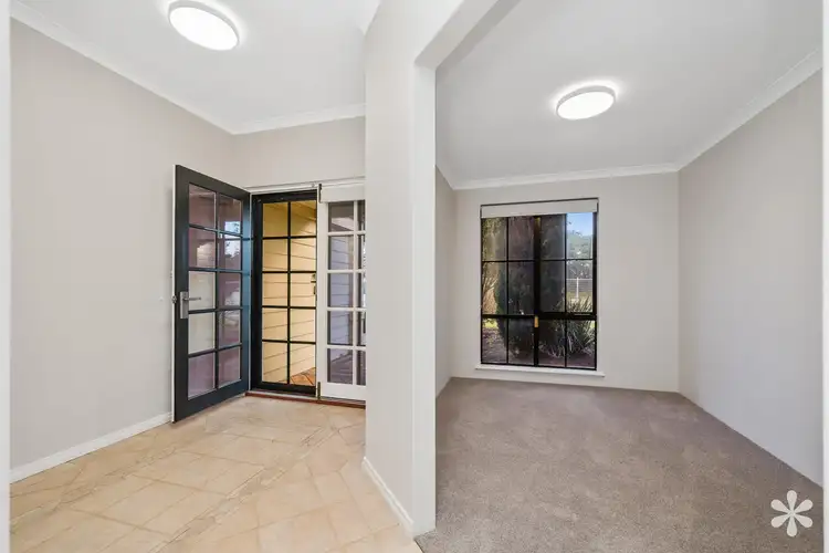 Second view of Homely house listing, 182 Glen Iris Drive, Jandakot WA 6164