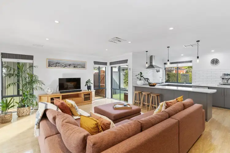 50A Grand Promenade, Bayswater WA 6053