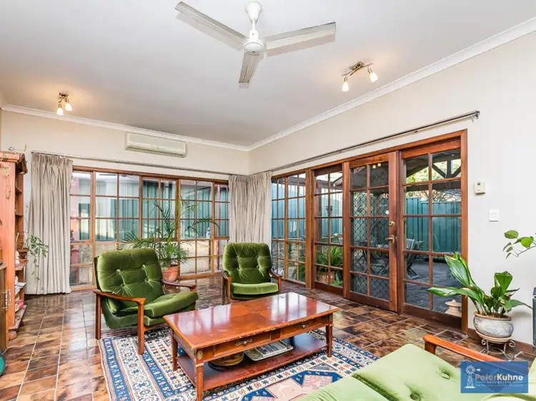 27 Kenilworth Street, Bayswater WA 6053