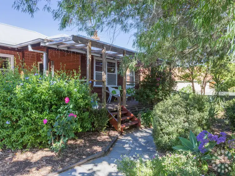 7 Sumpton Street, Hilton WA 6163