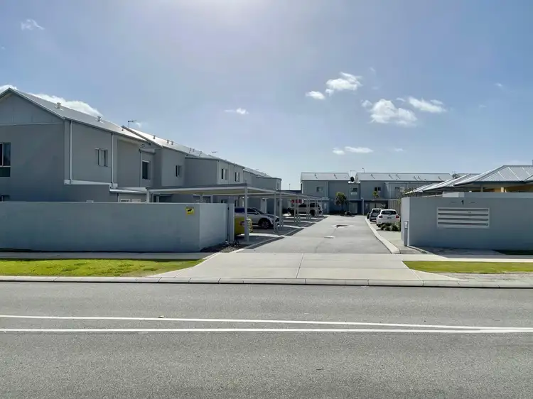 Fourth view of Homely apartment listing, 18/1 Elsbury Approach, Clarkson WA 6030