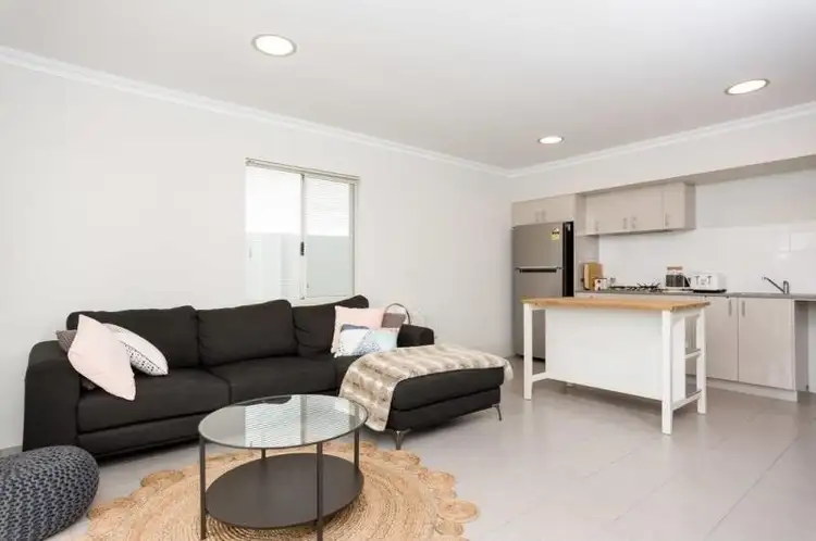 Sixth view of Homely apartment listing, 18/1 Elsbury Approach, Clarkson WA 6030