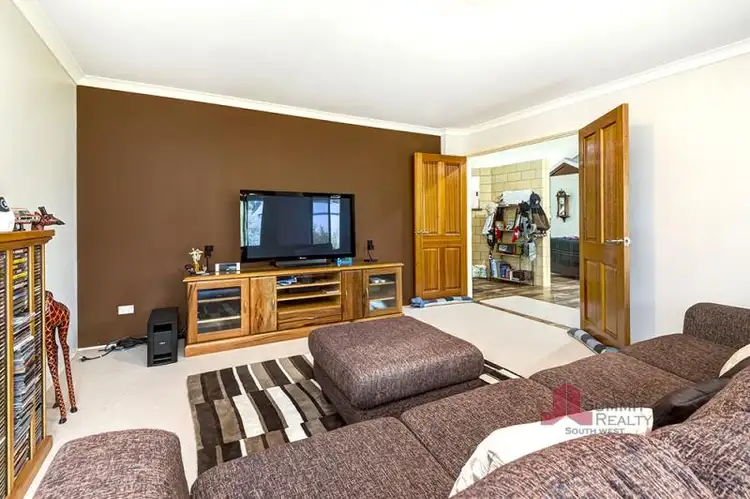 Sixth view of Homely house listing, 5 Kookaburra Close, Myalup WA 6220