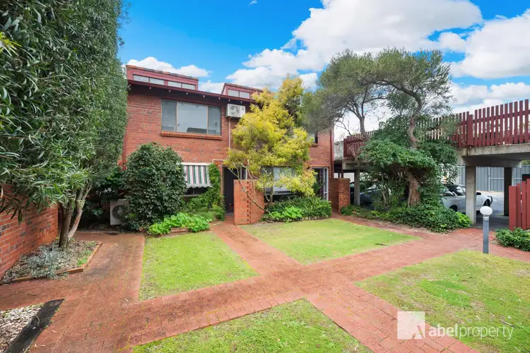 2/233 Onslow Road, Shenton Park WA 6008