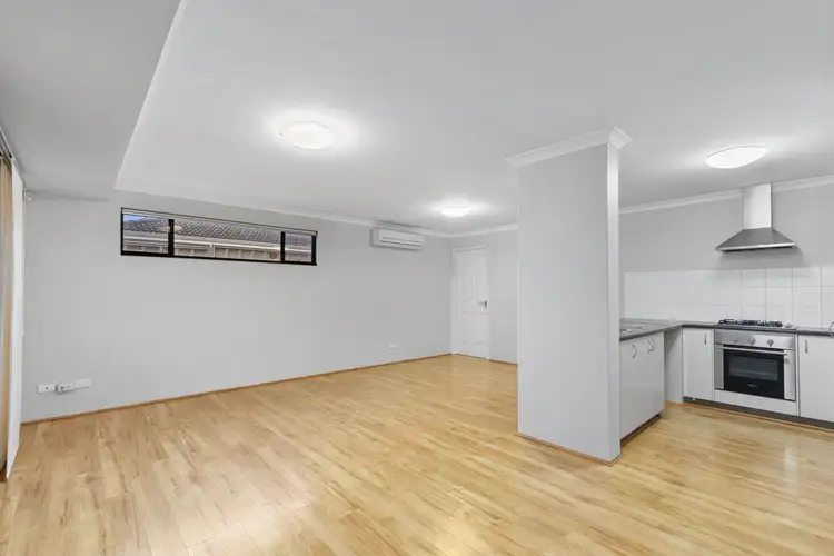 Seventh view of Homely house listing, 2/87 Epsom Avenue, Redcliffe WA 6104
