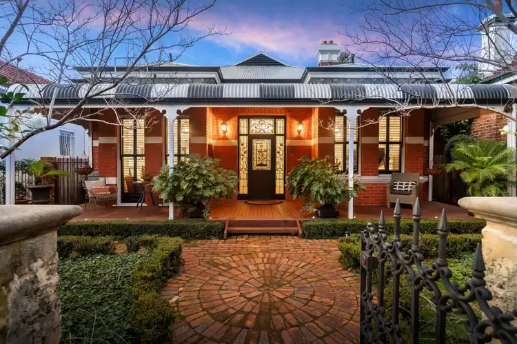 8 St Albans Avenue, Highgate WA 6003