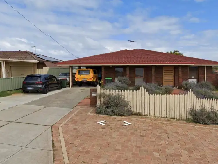 3 Lagoon Place, Beldon WA 6027