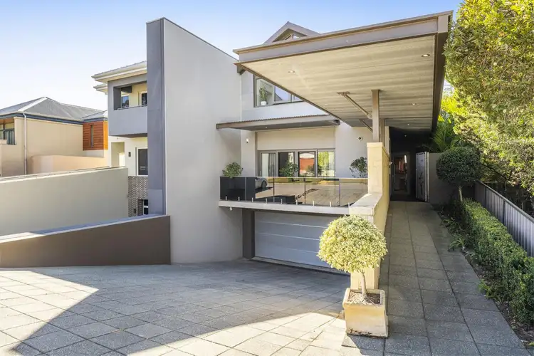 27 Denny Way, Alfred Cove WA 6154