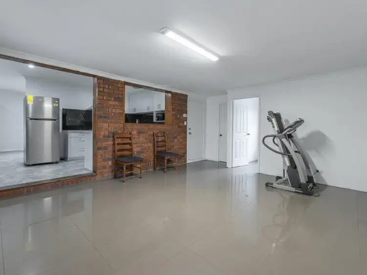 Sixth view of Homely house listing, 15 Parer Close, Thornlie WA 6108
