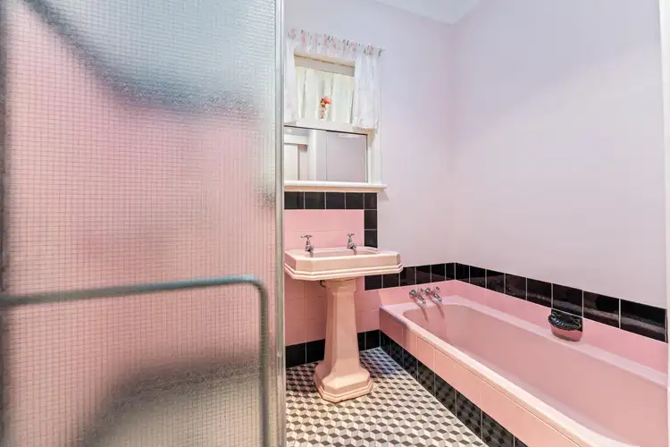 Seventh view of Homely house listing, 3 Beagle Place, Belmont WA 6104