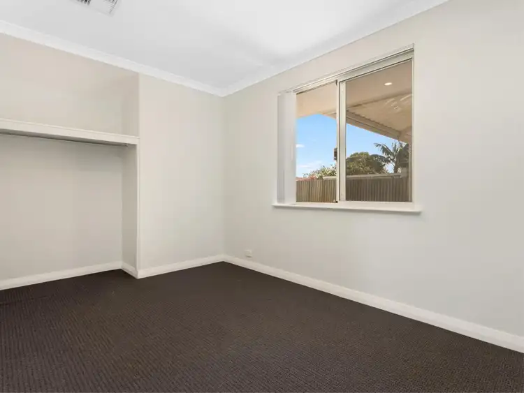 Second view of Homely house listing, 10 Gumnut Crescent, Safety Bay WA 6169