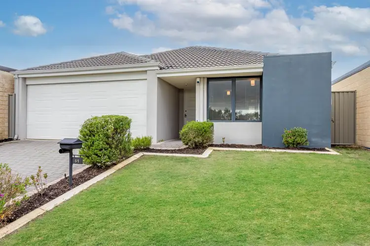 51 Litchfield Circle, Wandi WA 6167