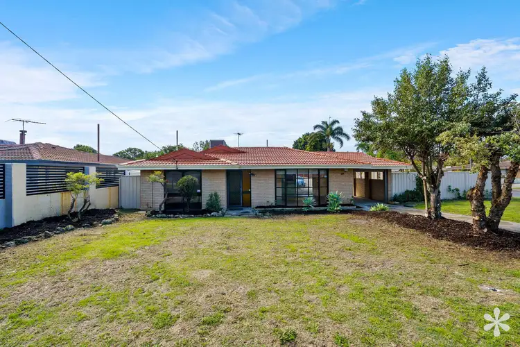 1 Mayo Court, Parkwood WA 6147