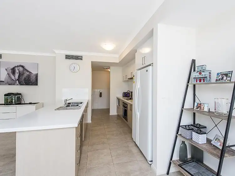 Sixth view of Homely townhouse listing, 5/1 Ballys Turn, Baldivis WA 6171