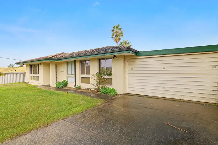 Second view of Homely house listing, 5 Sparkes Court, Girrawheen WA 6064