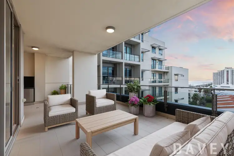 61/2 Brighton Road, Scarborough WA 6019