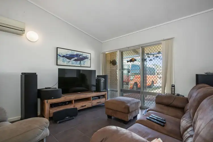 Second view of Homely house listing, 8 Andover Way, Bulgarra WA 6714