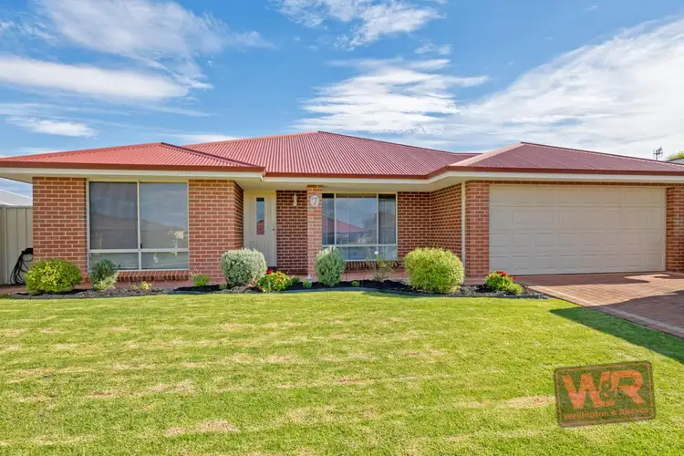 7 Kitcher Parade, Mckail WA 6330