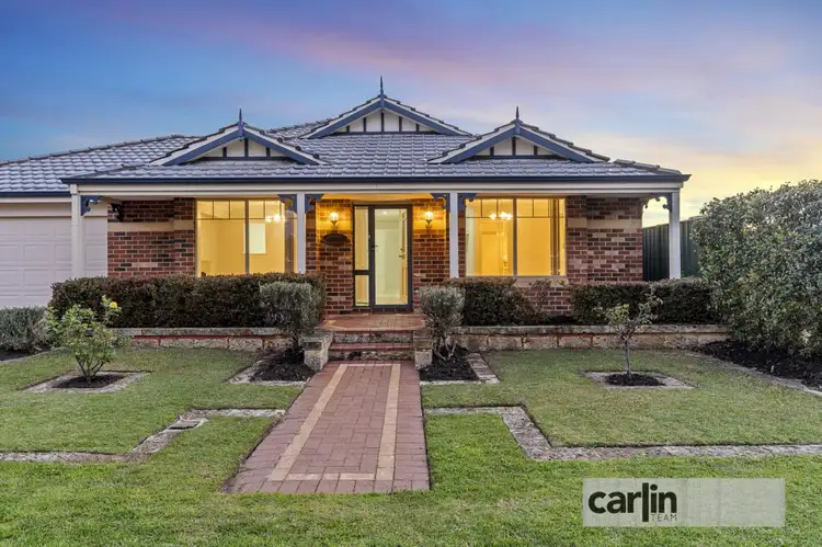 15 Ellesmere Circuit, Success WA 6164