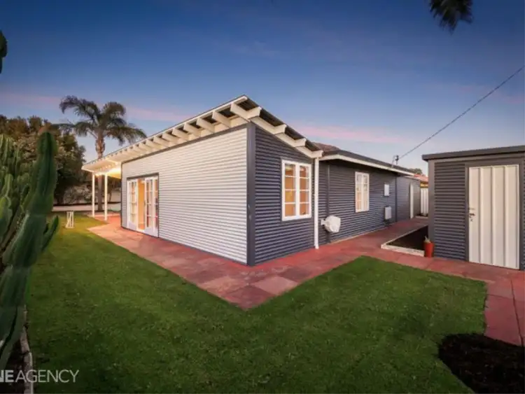 Fourth view of Homely house listing, 6 Stanyford Place, Hamilton Hill WA 6163