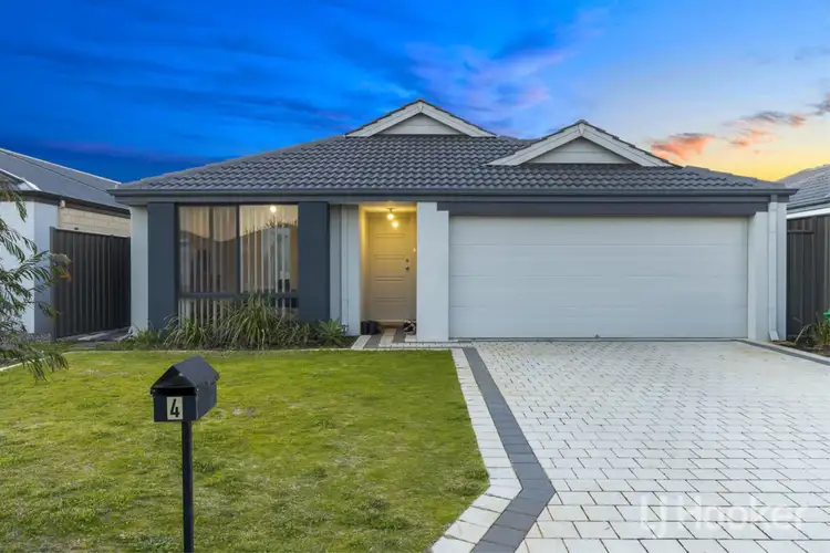 4 Welford Way, Yanchep WA 6035