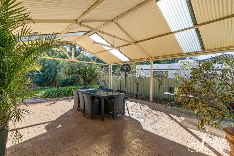 34 Hunter Drive, Lesmurdie WA 6076