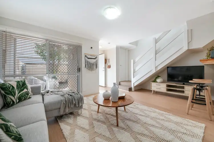 2/4 Waterway Court, Churchlands WA 6018