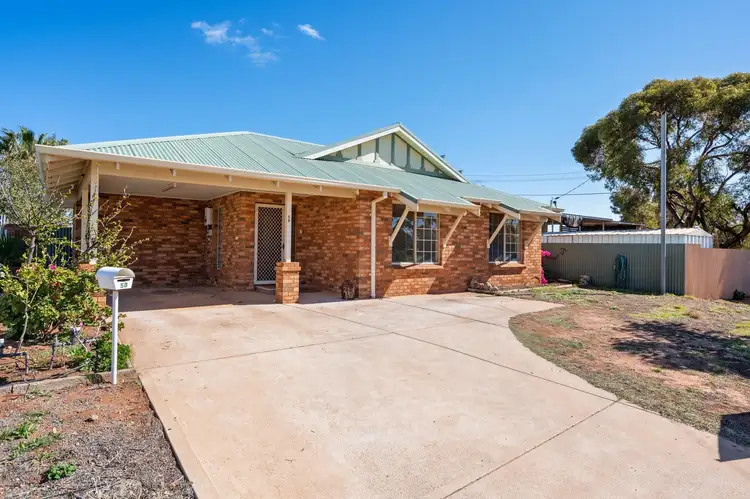 5b Hicks Road, Hannans WA 6430