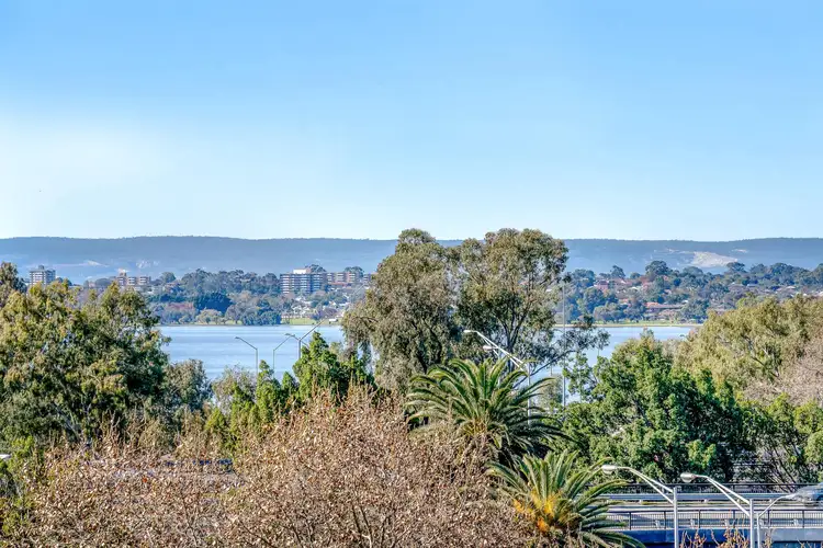 37/122 Mounts Bay Road, Perth WA 6000