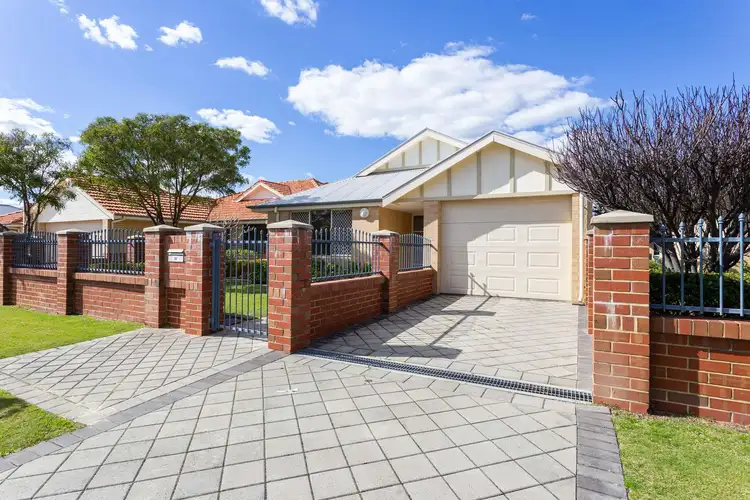 28 Regency Avenue, Madeley WA 6065