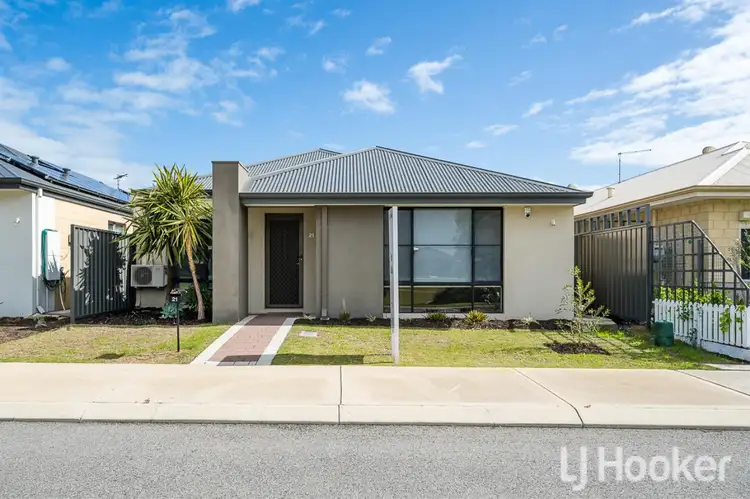 21 Flagship Avenue, Waikiki WA 6169