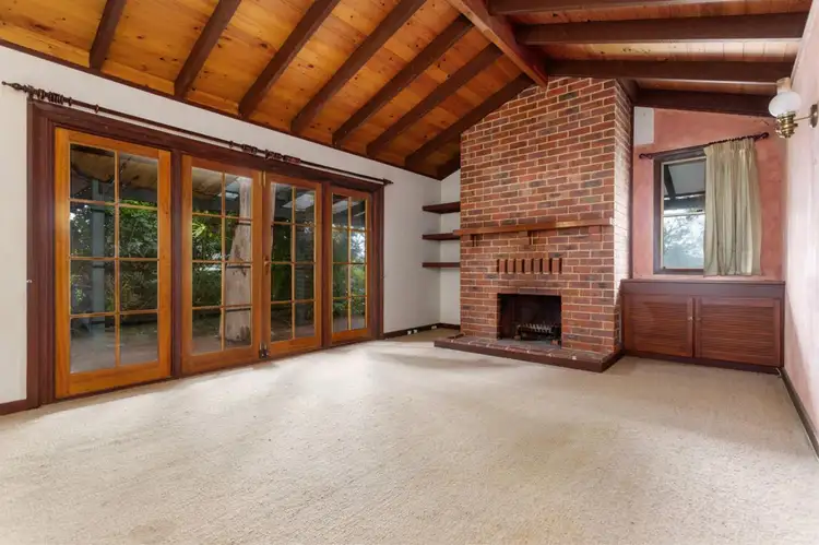 16 Strathyre Drive, Duncraig WA 6023