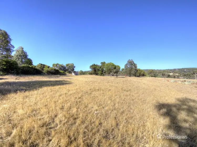 Sixth view of Homely house listing, 8 Avro Anson road, Mokine WA 6401