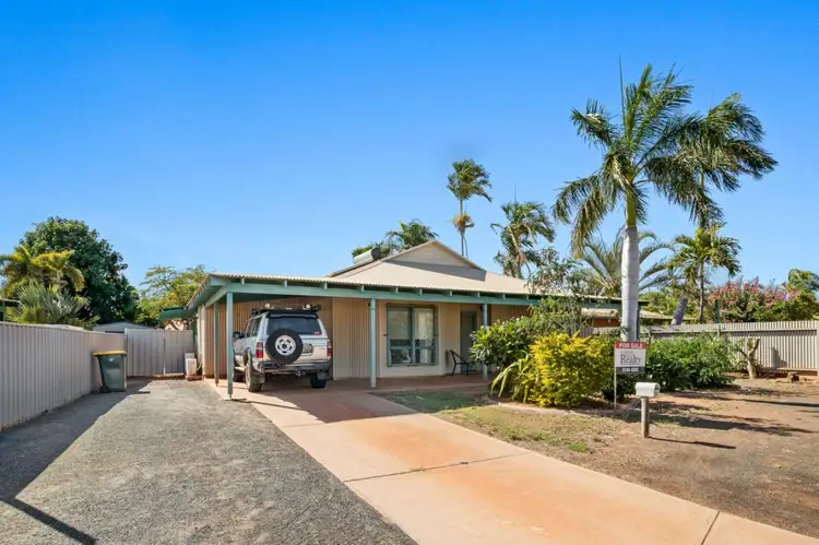 19 McWhirter Way, Baynton WA 6714