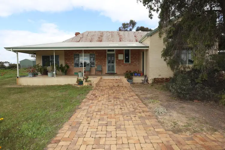 7 Quartz, Pingelly WA 6308