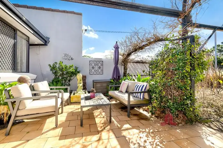 Fifth view of Homely semi-detached listing, 25A Duncan Way, East Bunbury WA 6230