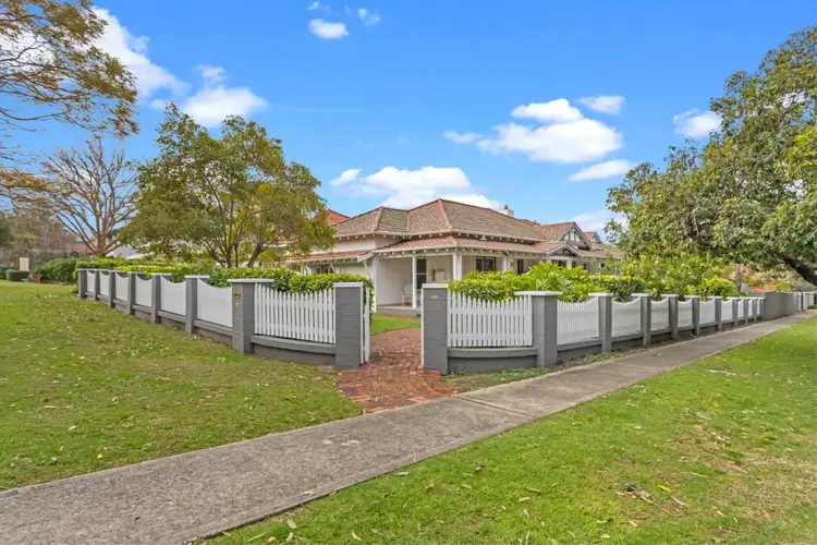 104 Thomas Street, Nedlands WA 6009