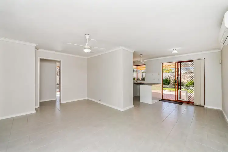 Fifth view of Homely house listing, 7/16 Leiden Place, Forrestfield WA 6058