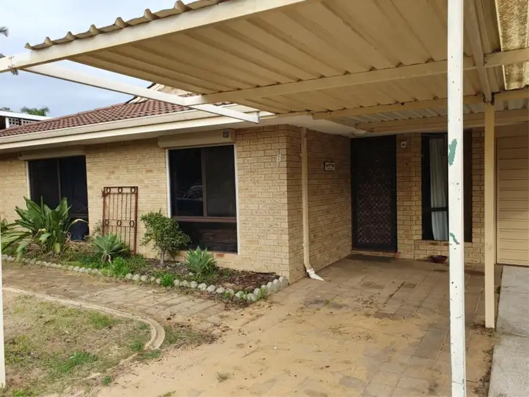 Second view of Homely house listing, 8 Blackboy Rise, Parmelia WA 6167