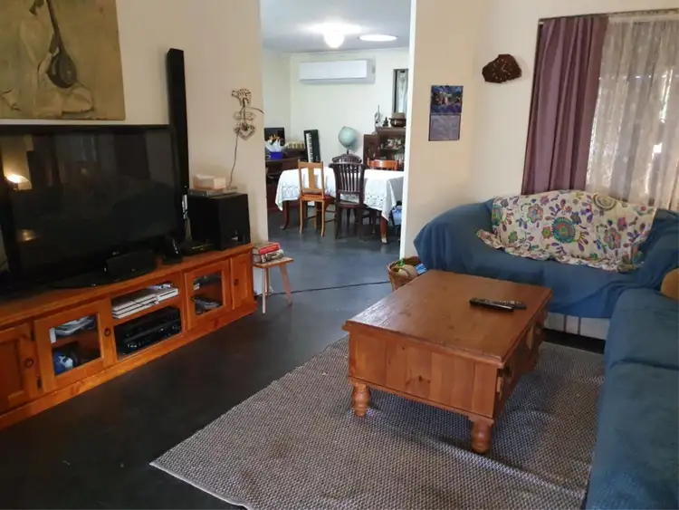 Third view of Homely house listing, 8 Blackboy Rise, Parmelia WA 6167