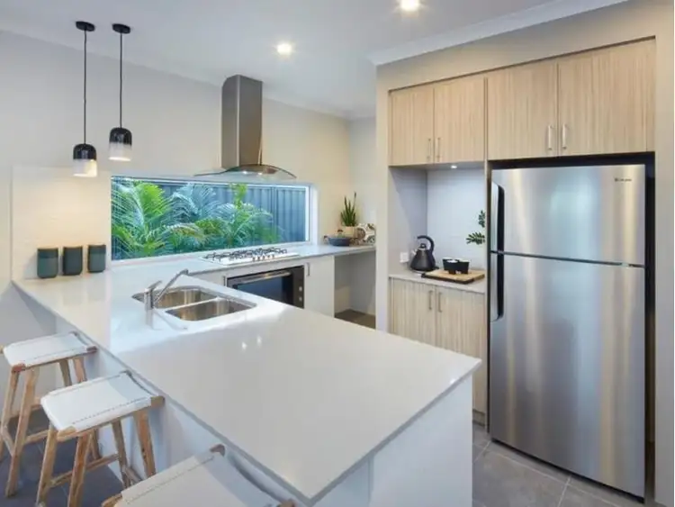 Fifth view of Homely house listing, 8 Sedano Crescent, Wellard WA 6170