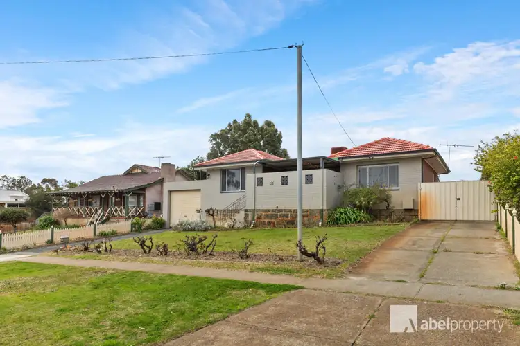 4 Burnett Street, Embleton WA 6062