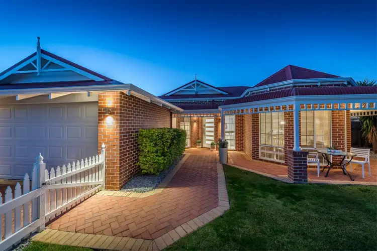 23 St Pierre Circuit, Currambine WA 6028