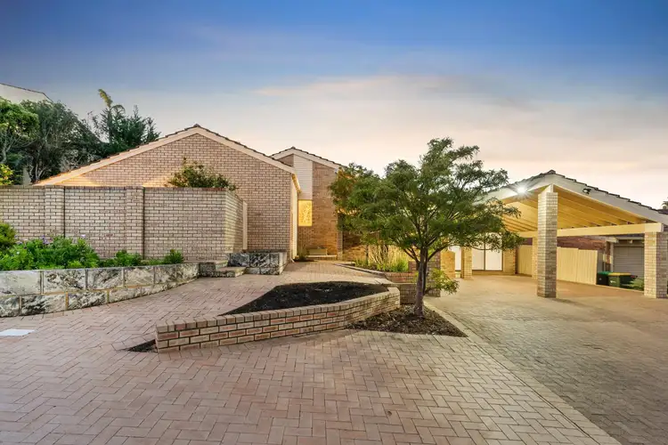 6 Karo Place, Duncraig WA 6023