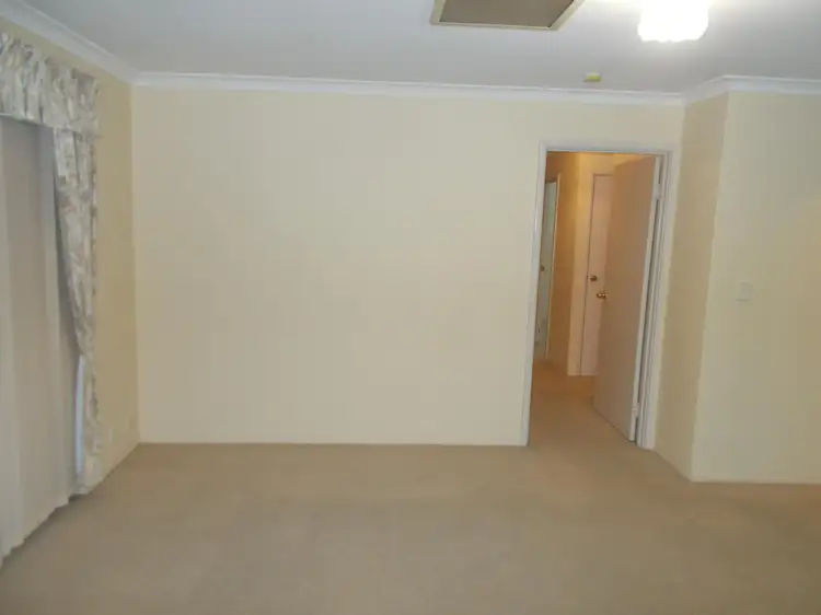 Fifth view of Homely villa listing, 2/356 Morrison Road, Swan View WA 6056