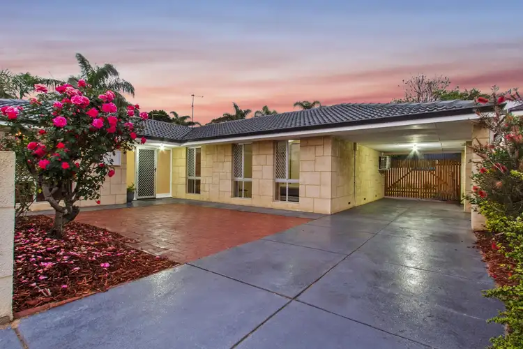128 Duffy Rd, Carine WA 6020