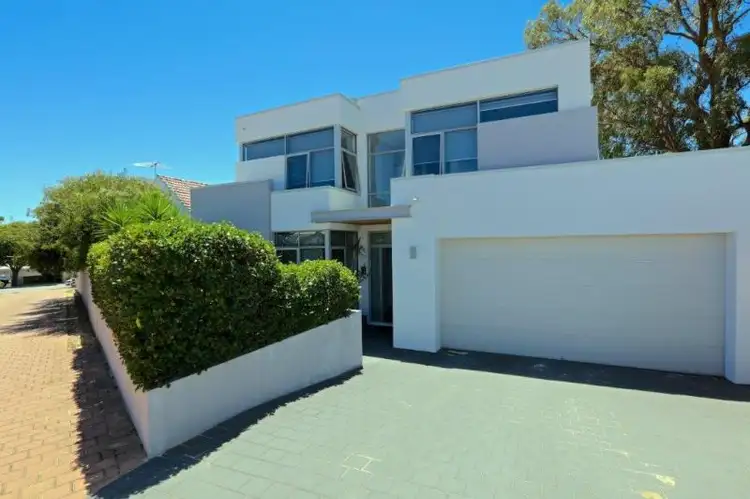 30A Lynton Street, Doubleview WA 6018